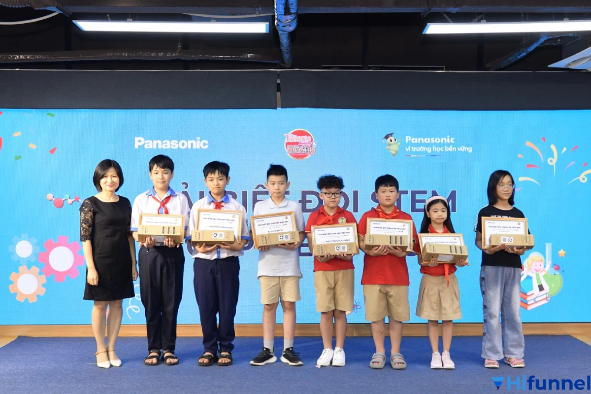Cuộc thi Cùng em sáng tạo STEM – Học sinh Việt Nam trình bày dự án khoa học và sáng chế thực tiễn