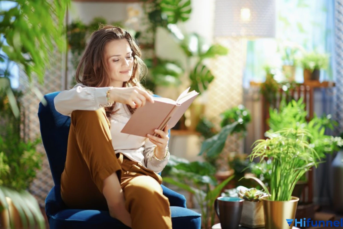 Hình minh họa cách kiểm soát FOMO trong cuộc sống – giảm thời gian mạng xã hội, tập trung vào giá trị cá nhân và thực hành chánh niệm để cân bằng cảm xúc.