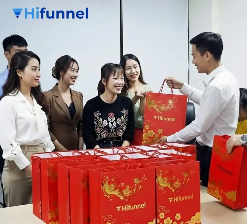 Toàn thể Hifunnel chuẩn bị đón Tết Nguyên Đán 2026 cùng quý đối tác, khách hàng
