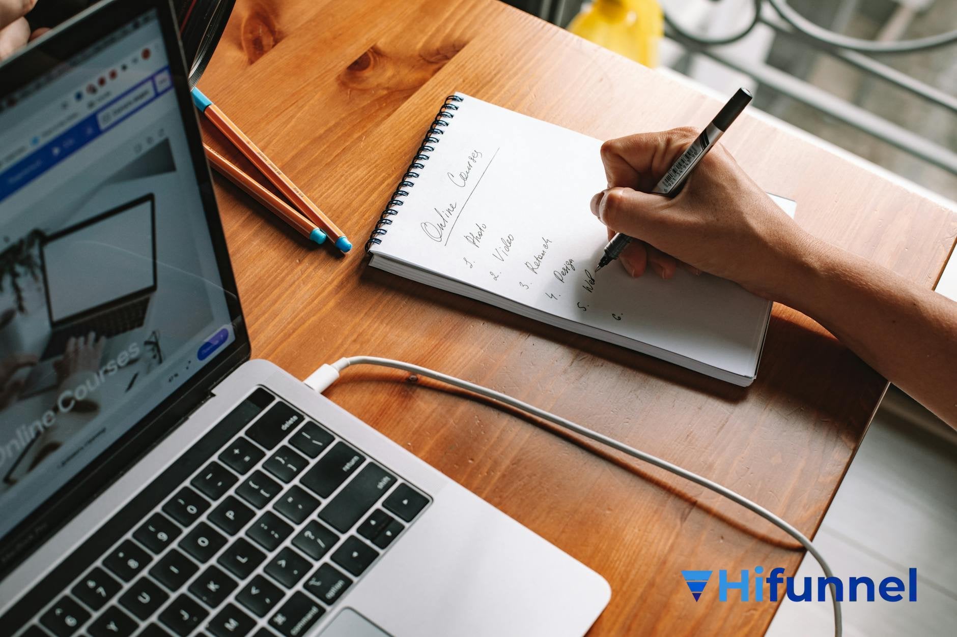 lý thuyết andragogy Malcolm Knowles áp dụng thiết kế khóa học online hiệu quả