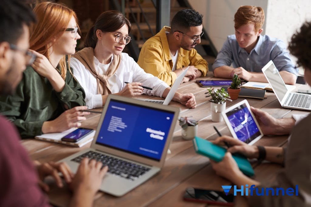 chuỗi email tự động hóa cho giảng viên khóa học online tại Việt Nam