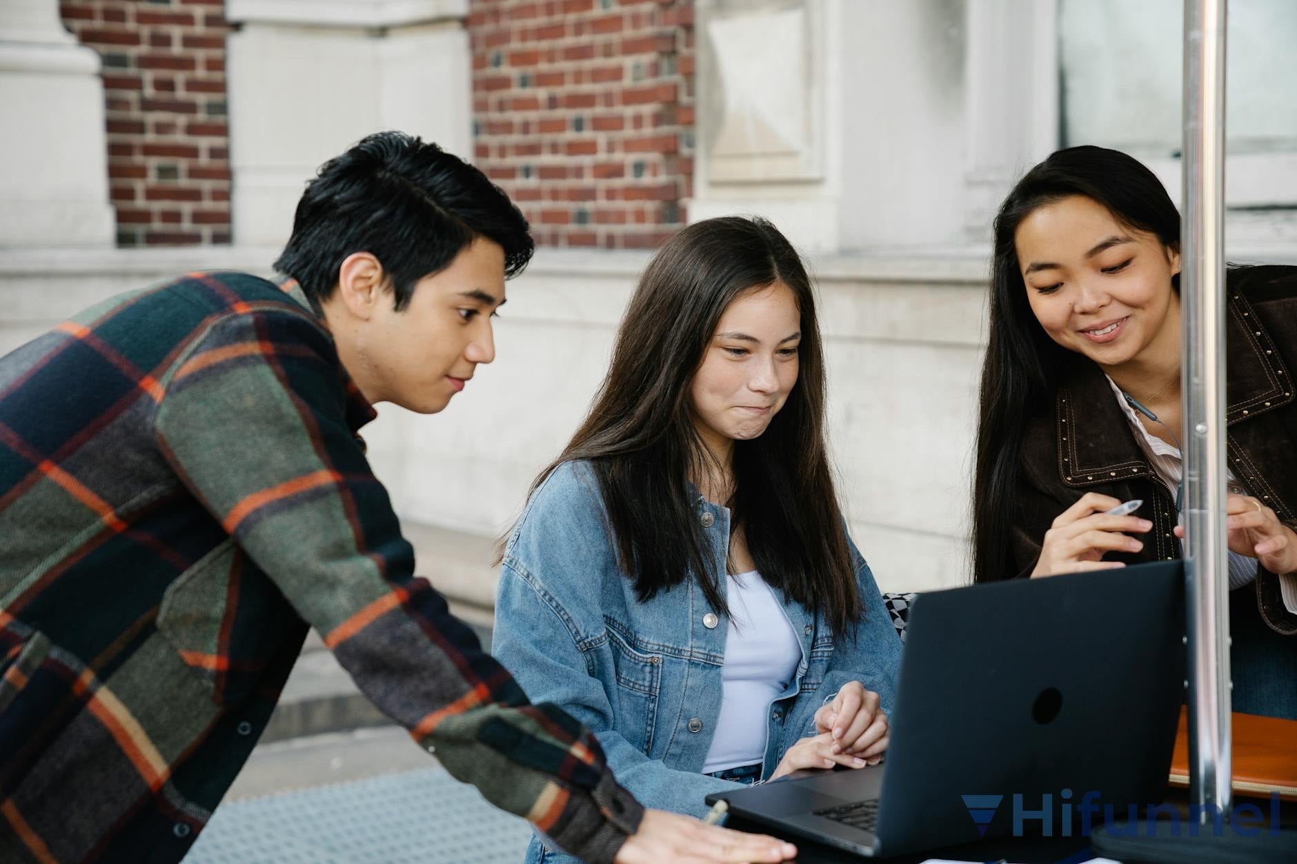cộng đồng học viên kinh doanh giáo dục online bền vững