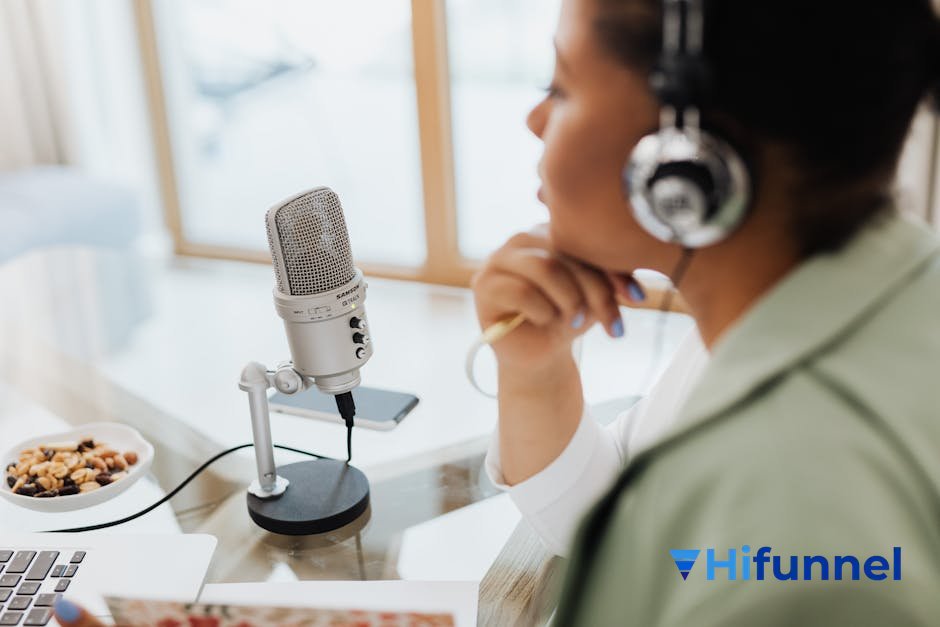 ý tưởng lead magnet dạng video khóa học podcast cho coach