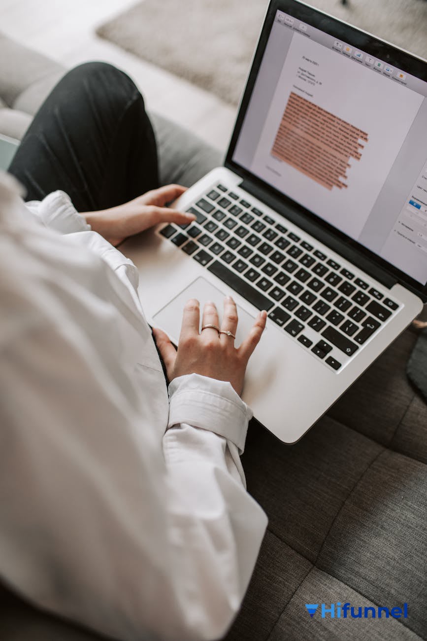 digital marketing terms email automation - tự động hóa quy trình cho người bán khóa học