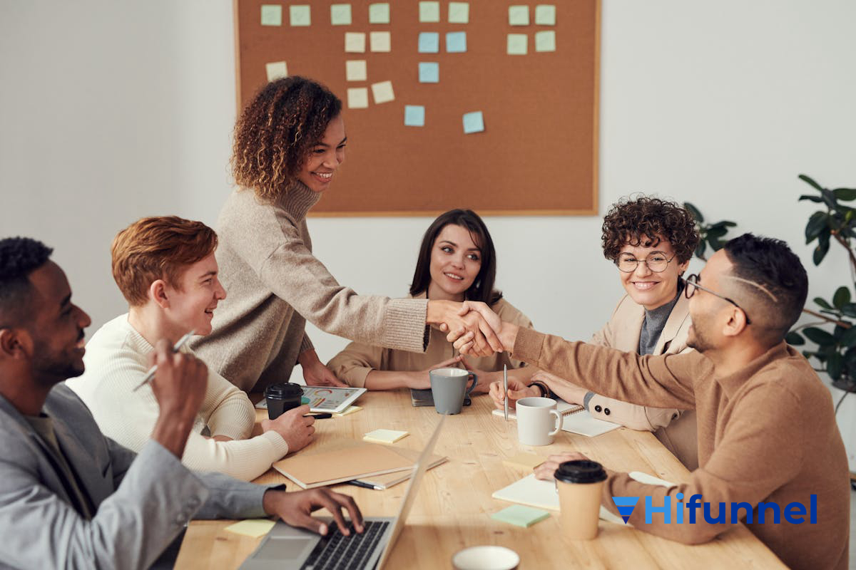 hiệu ứng chim mồi trong định giá khóa học online