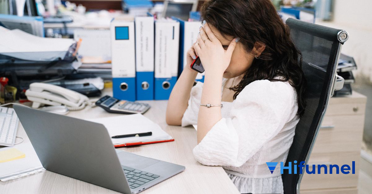 sai lầm nhồi nhét nội dung khiến học viên bị ngợp khi tự thiết kế chương trình đào tạo